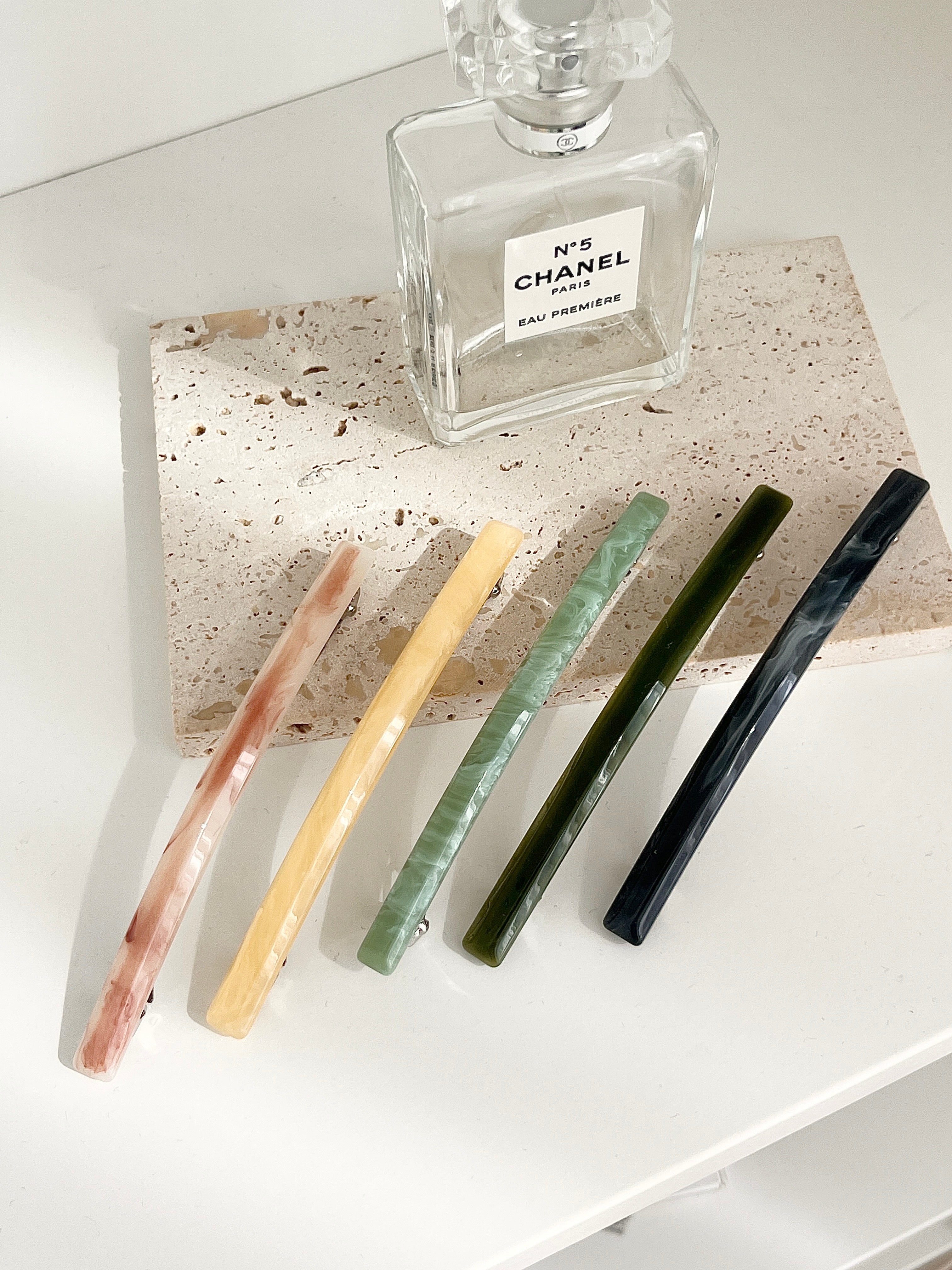 Long & Thin Marble French Automatic Hair Clip