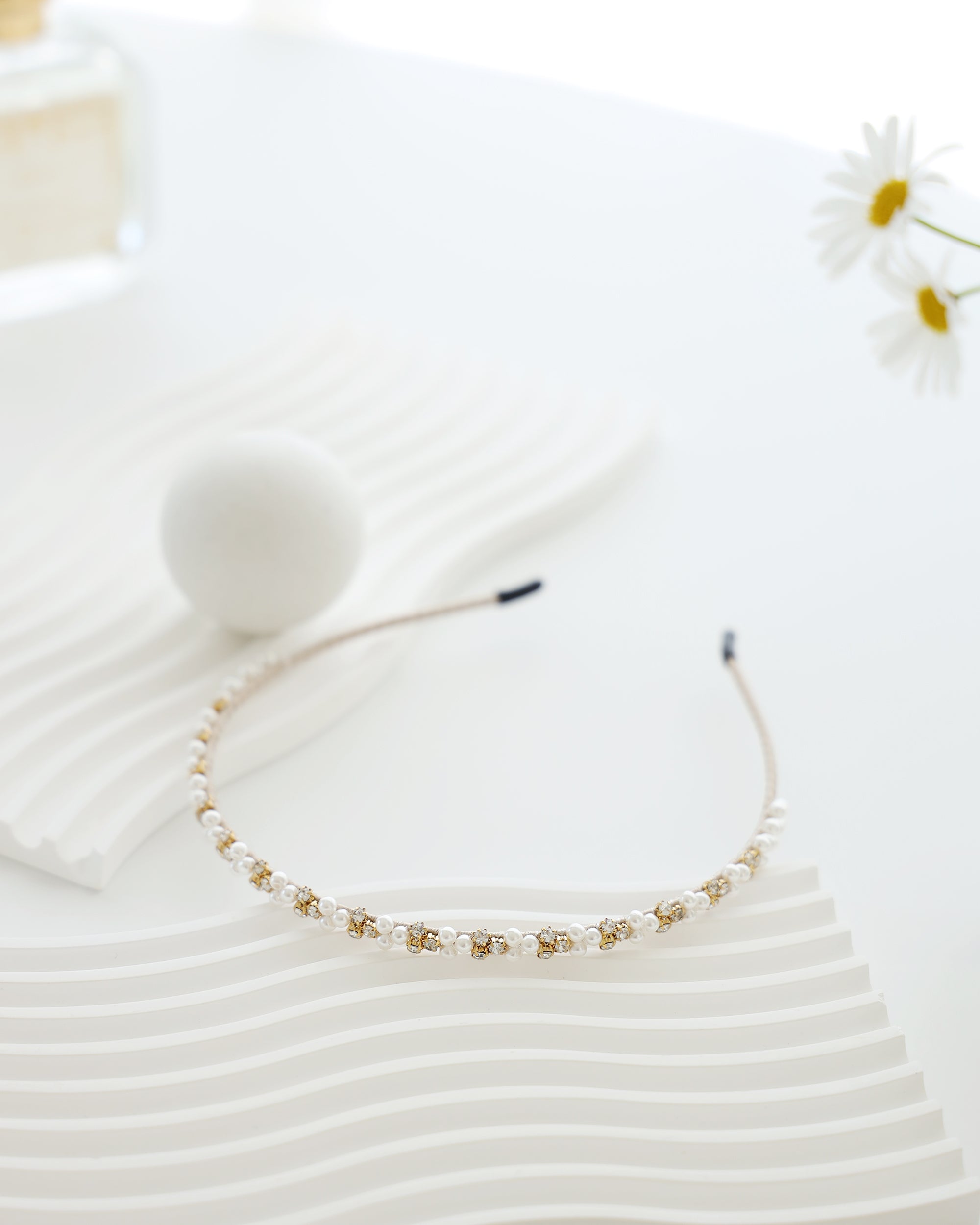 Classic crystal and pearl line headband