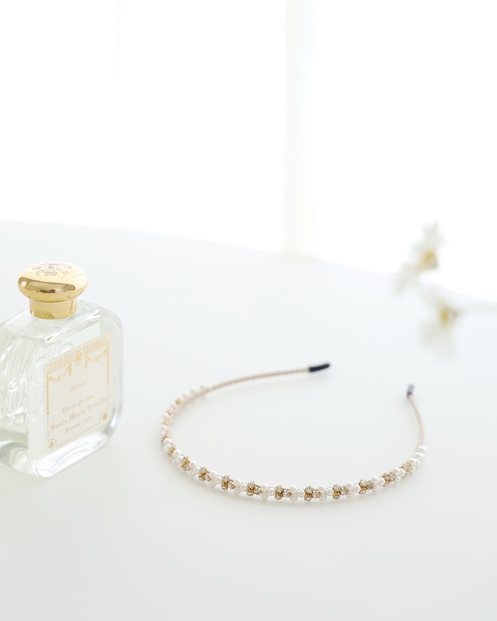 Classic crystal and pearl line headband